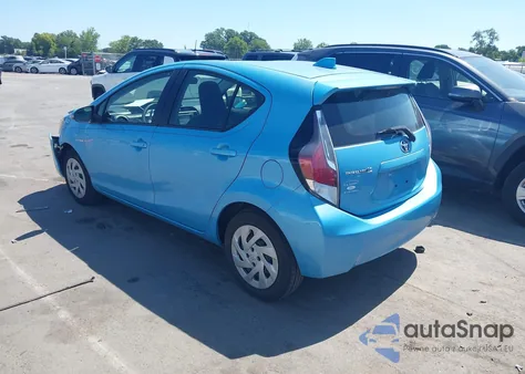 2016 Toyota Prius C One z USA, uszkodzony, nr VIN JTDKDTB3XG1117420